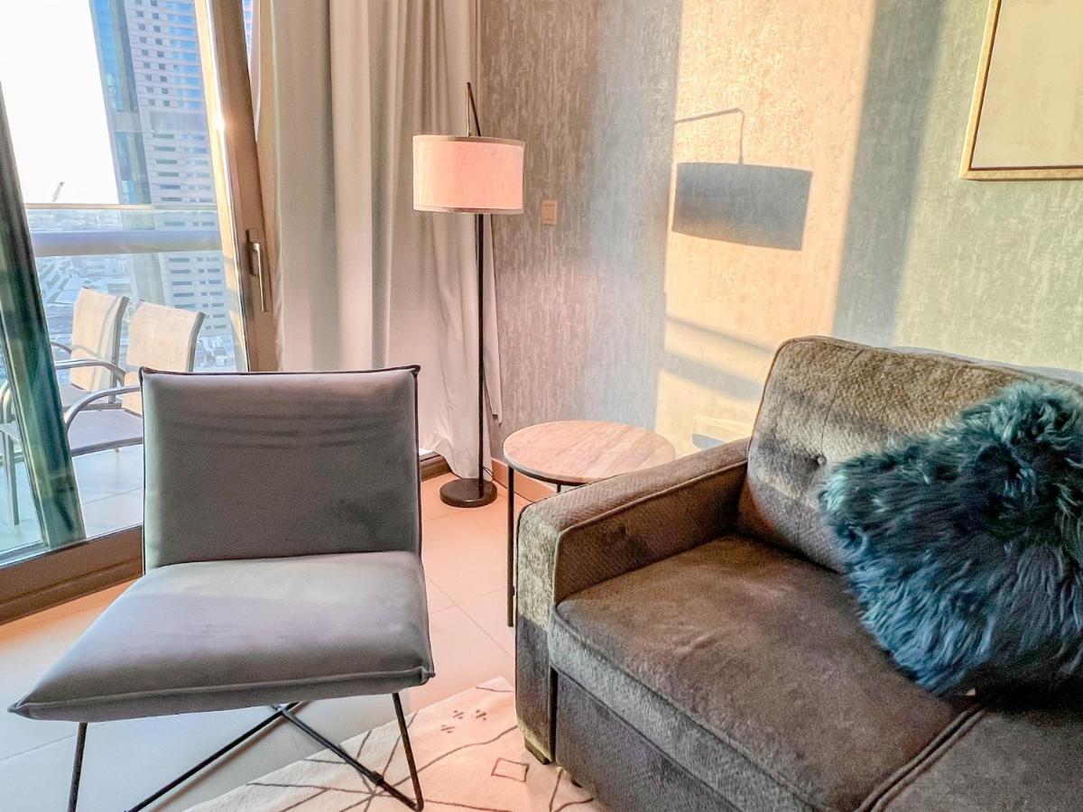 Cosmos Living Downtown Dubai Apartment Exterior photo