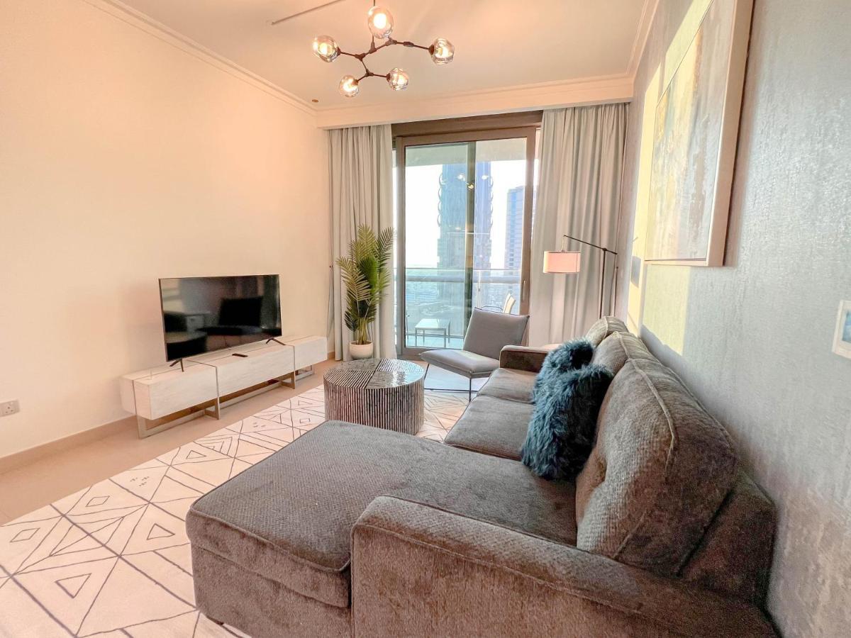 Cosmos Living Downtown Dubai Apartment Exterior photo