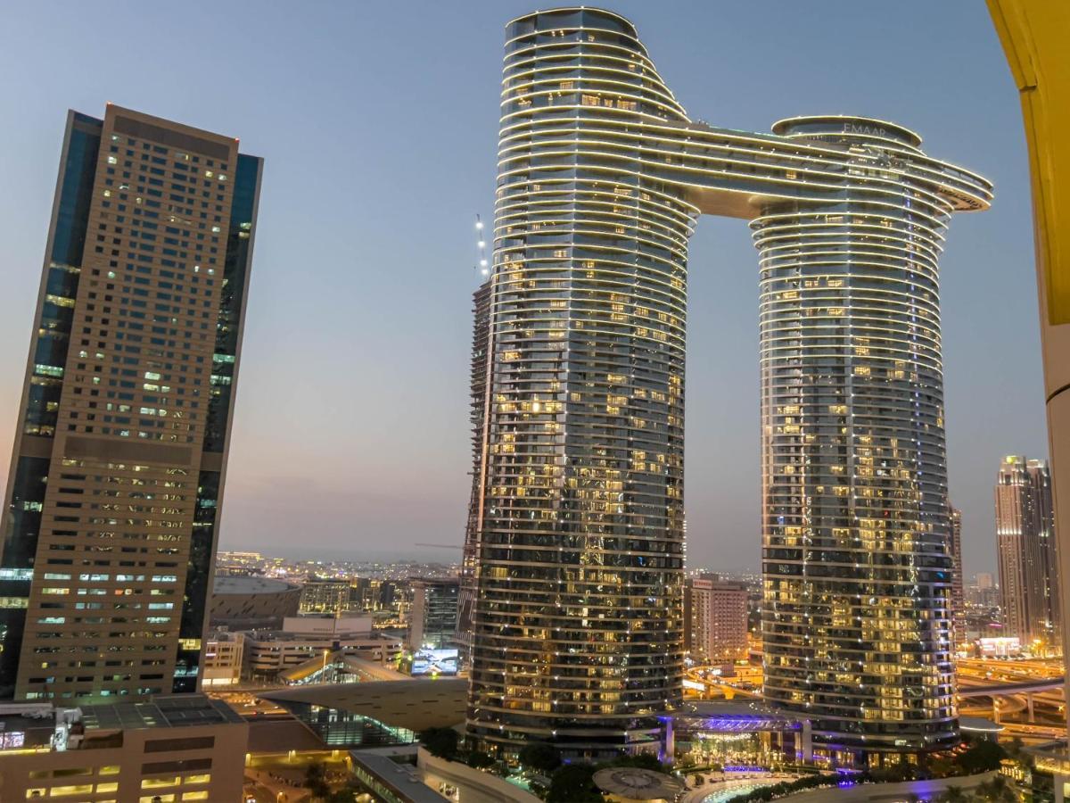 Cosmos Living Downtown Dubai Apartment Exterior photo