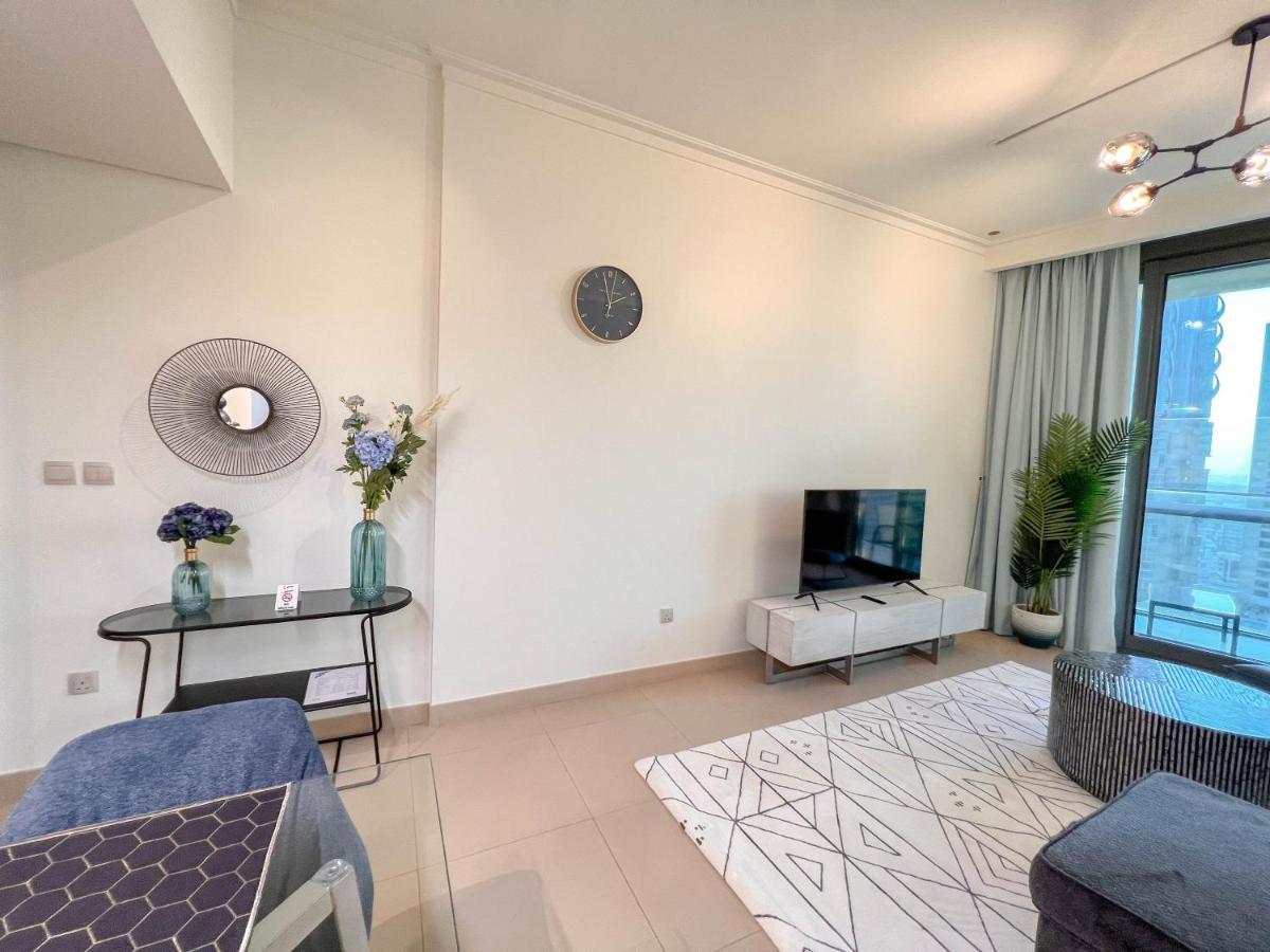 Cosmos Living Downtown Dubai Apartment Exterior photo