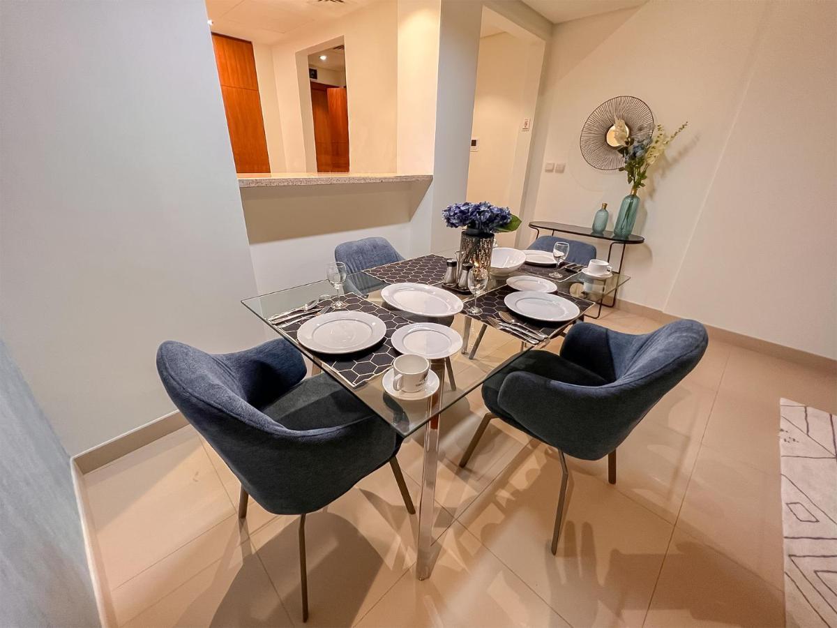 Cosmos Living Downtown Dubai Apartment Exterior photo